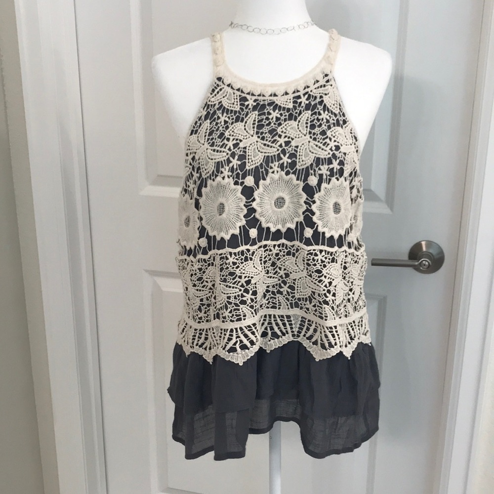 Crochet tank with flirty underlining